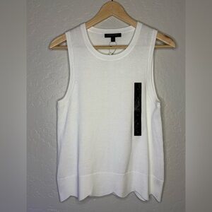 🆕 NWT Banana Republic Scalloped Hem Sweater Tank in White 🤍